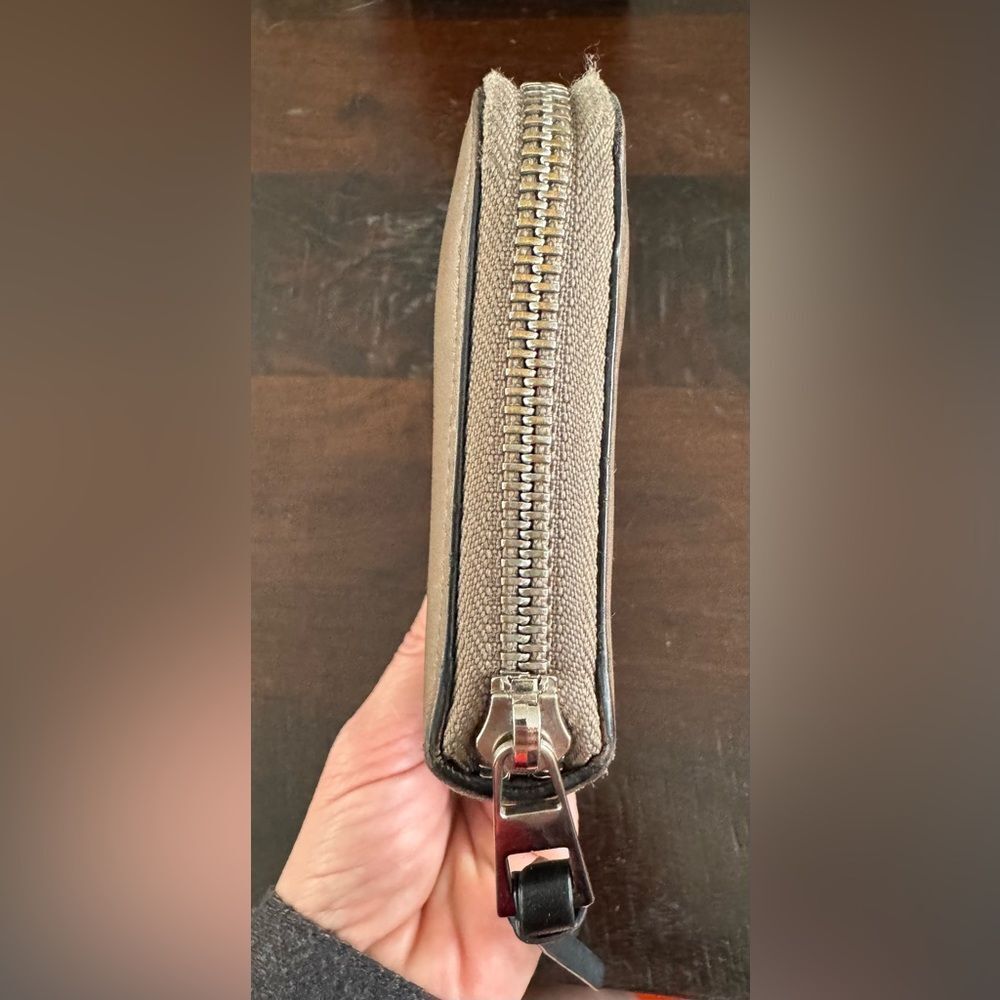 Loewe Tan Leather Skull Zip Wallet - Picture 5 of 8